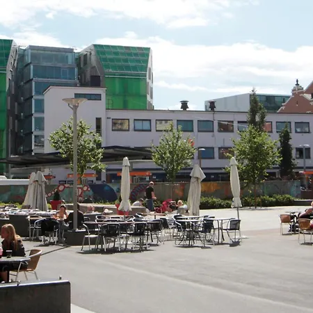 Center 2 Bedroom Flat W/ Balcony & Free Parking Apartmán Oslo
